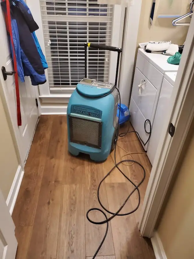 Commercial dehumidifier deployed for Flood Damage Cleanup in Meadowbrook